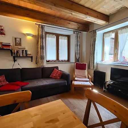 Hostdomus - Via Roma Appartement Césane