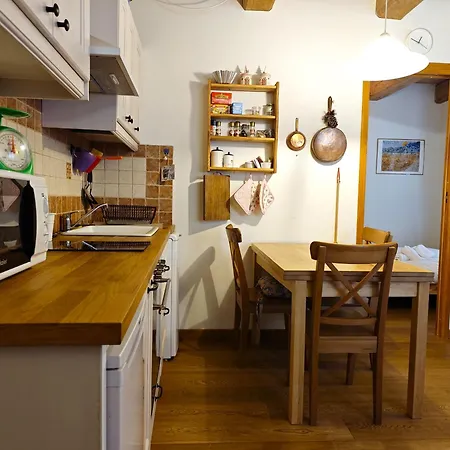 Hostdomus - Via Roma Appartement *